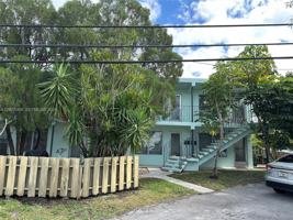 featured image of 2301 Ne 2nd St #6