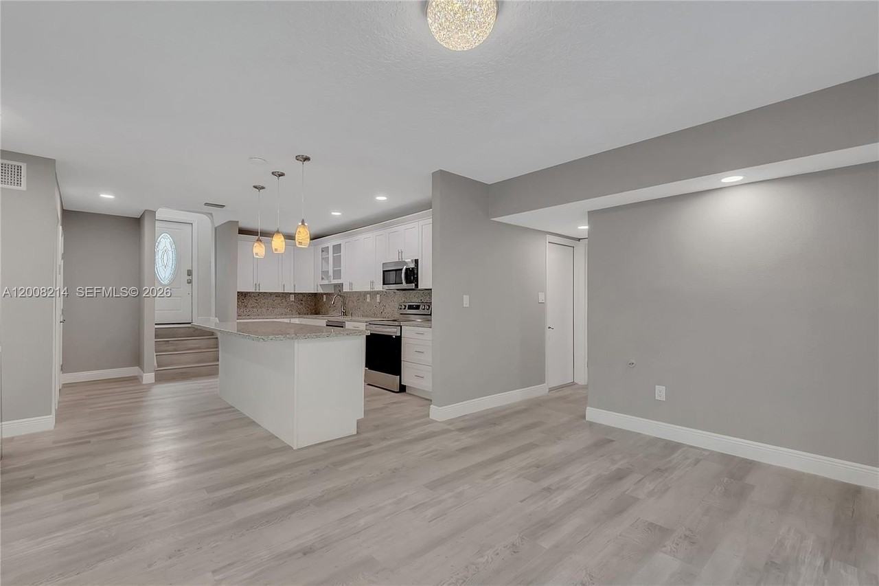 11977 Sw 269th Ter - Photo 6 of 26