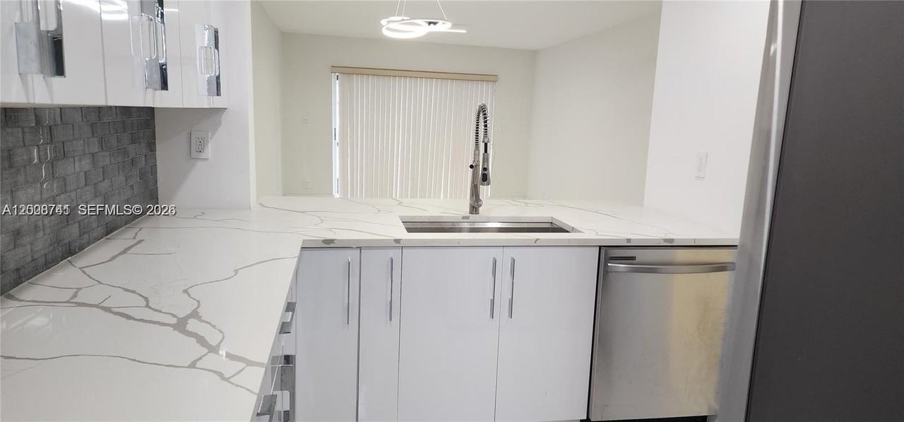 8010 Colony Cir N #107 - Photo 4 of 16