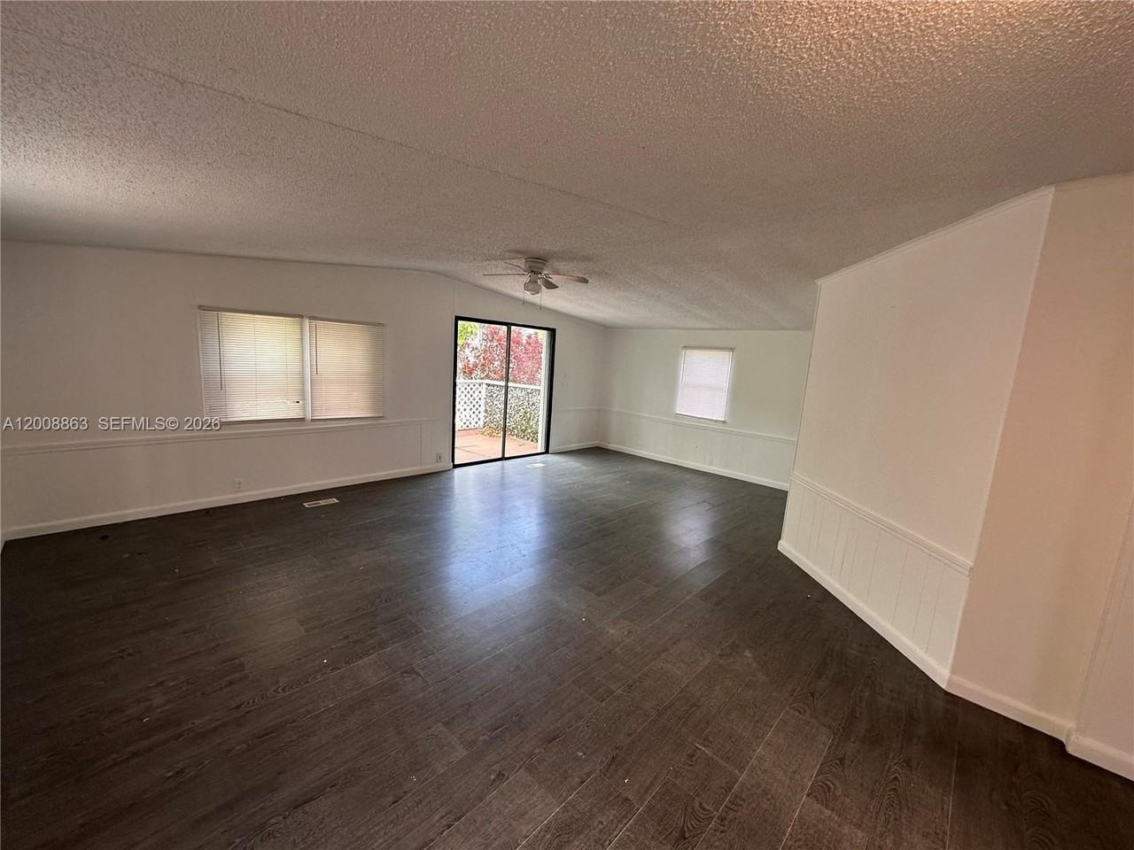 3028 Sw 50th St #0 - Photo 3 of 25
