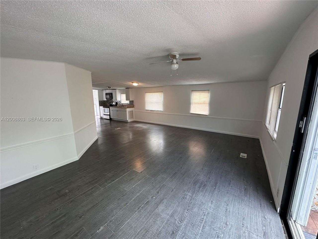 3028 Sw 50th St #0 - Photo 4 of 25