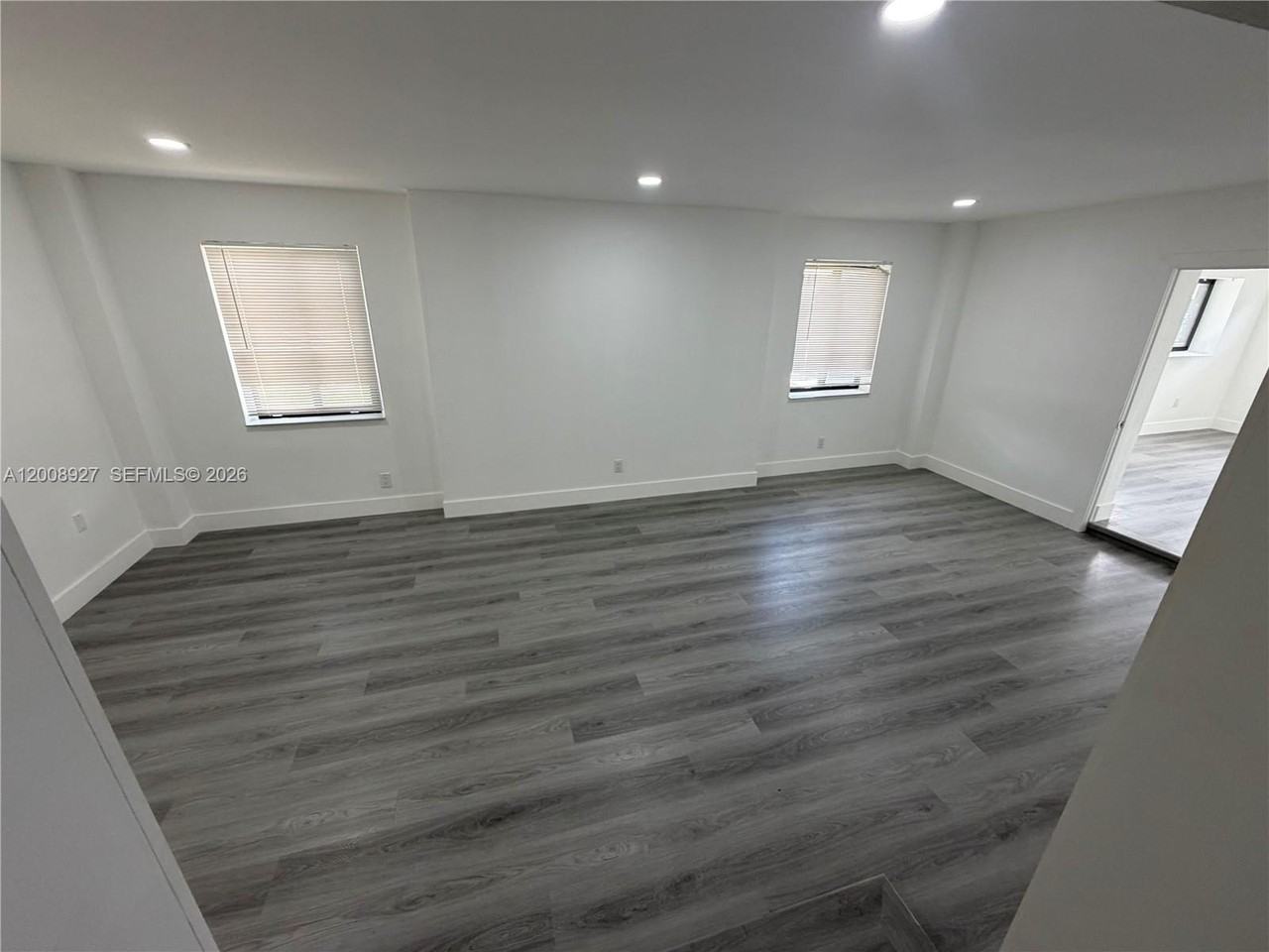 13885 Nw 5th Ave - Photo 6 of 14