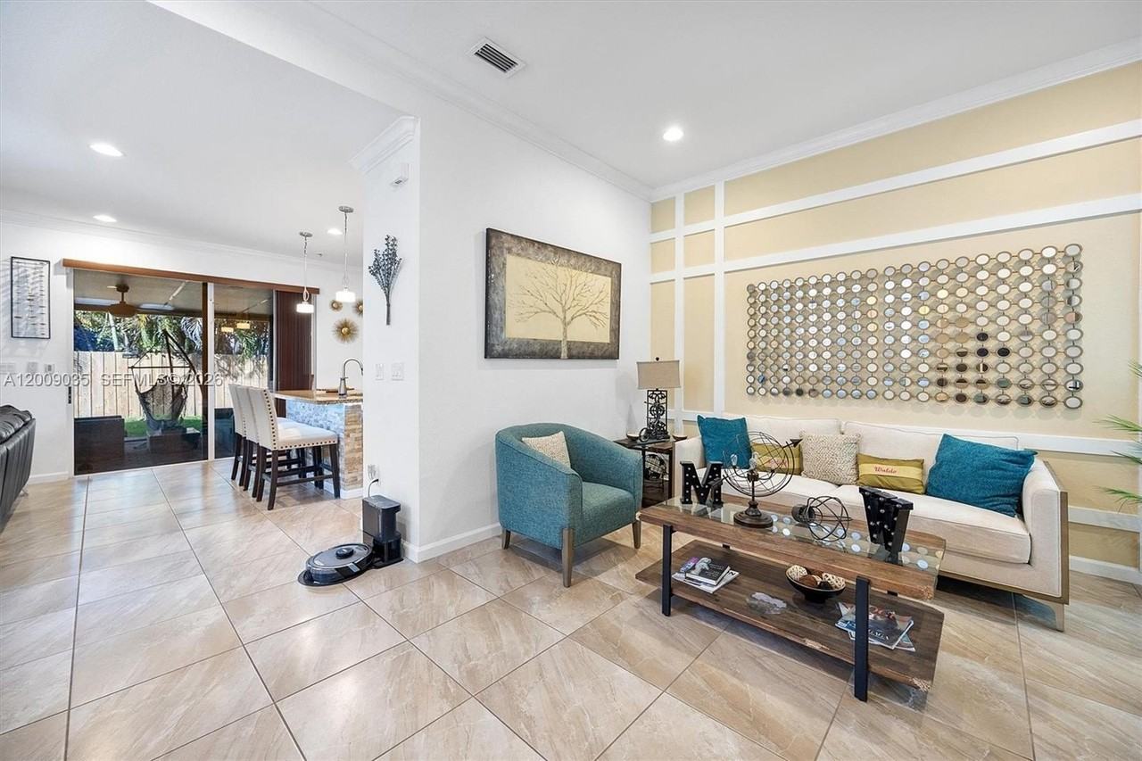 25280 Sw 119th Ave - Photo 4 of 22