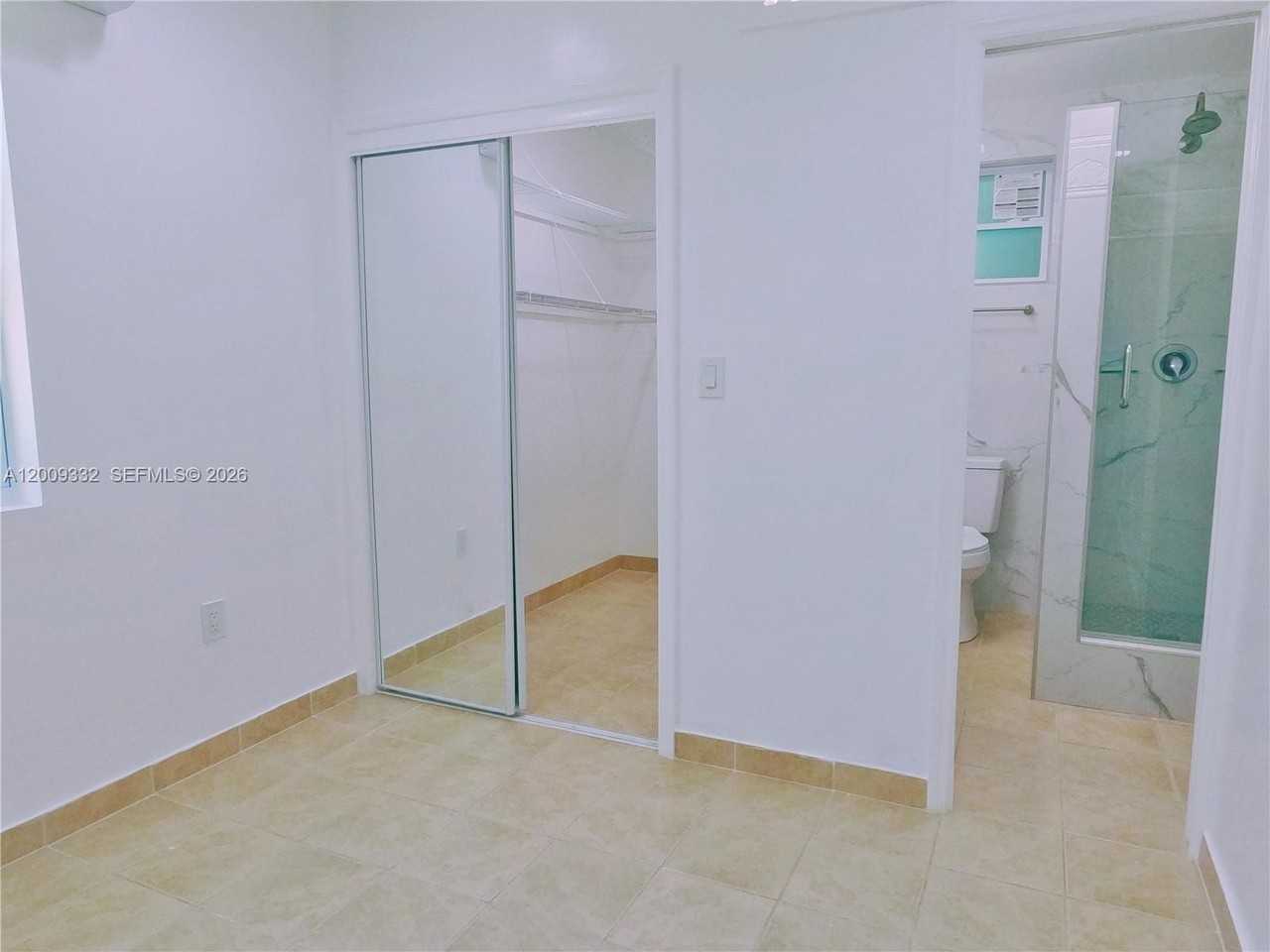 1021 Mango Dr #B - Photo 4 of 11