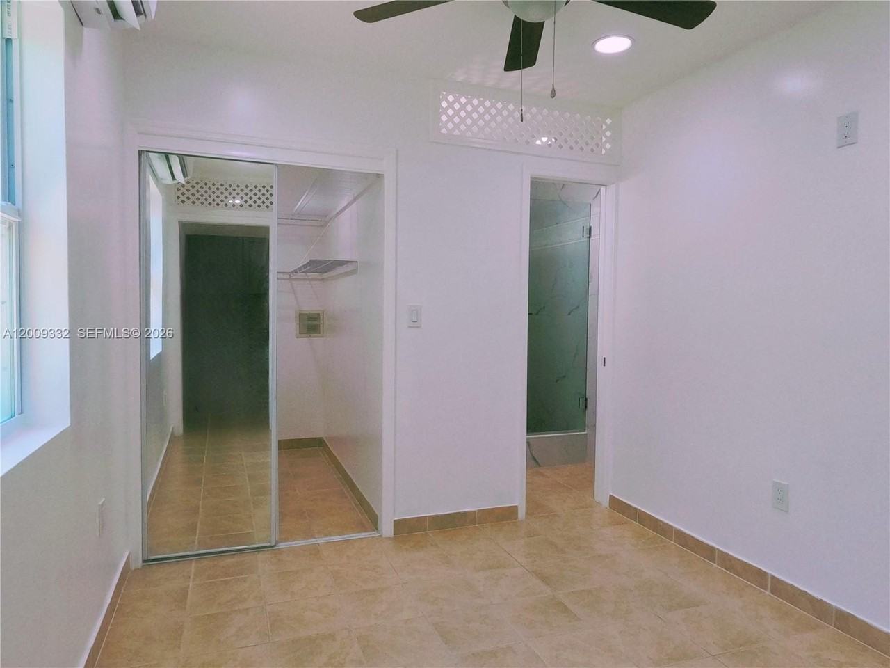 1021 Mango Dr #B - Photo 7 of 11
