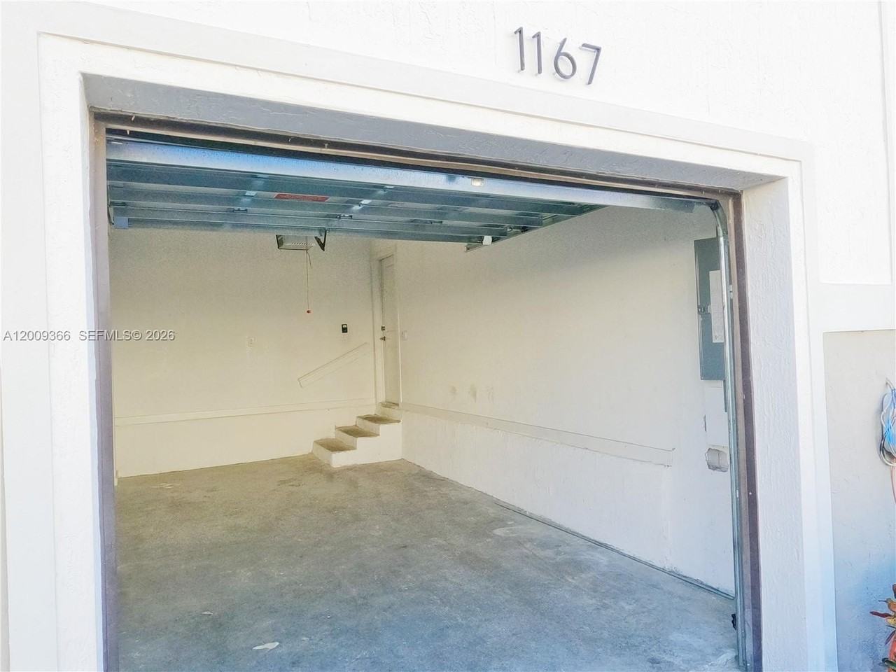 1167 Sw 7th Ct - Photo 3 of 30