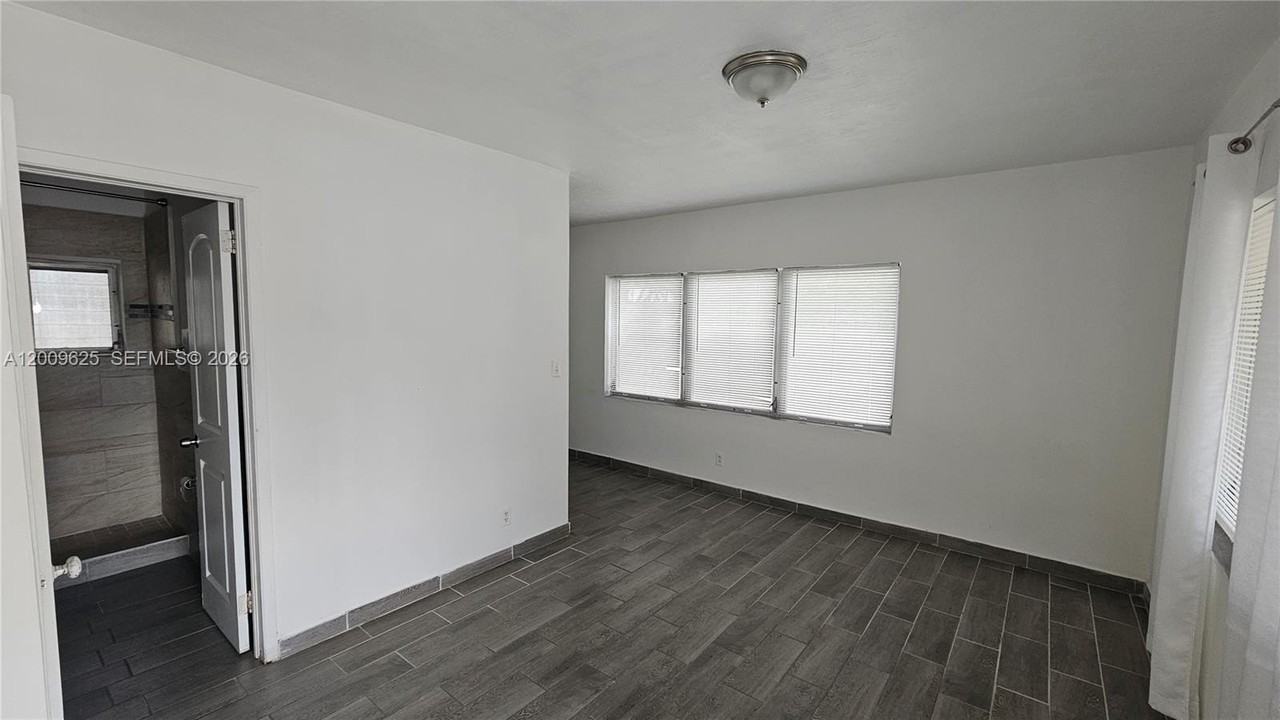 2308 Grant St #1 - Photo 3 of 9