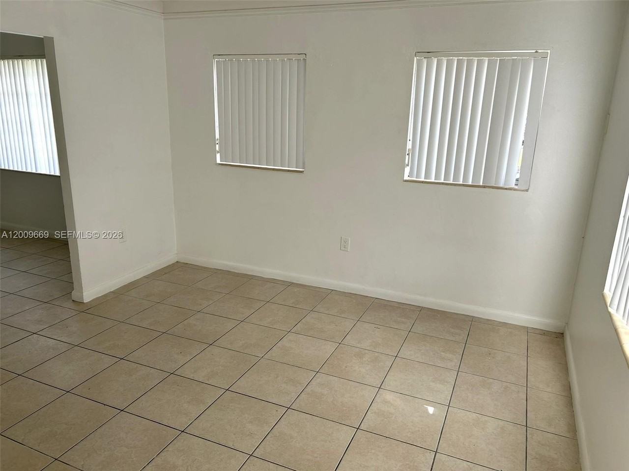 9808 Nw 2nd Ave - Photo 2 of 8