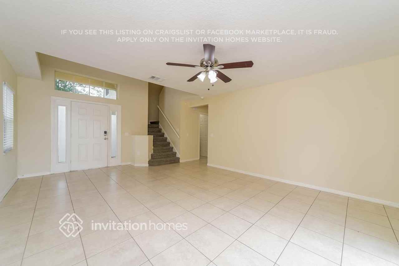 1744 Sage Creek Ct - Photo 5 of 18