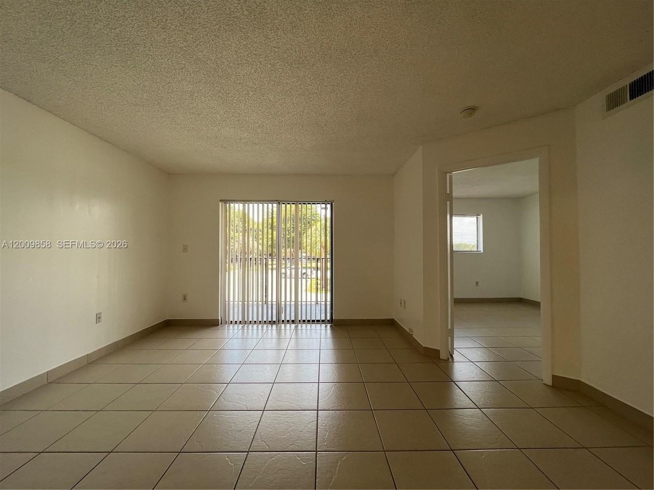250 Palm Cir W #204 - Photo 4 of 14
