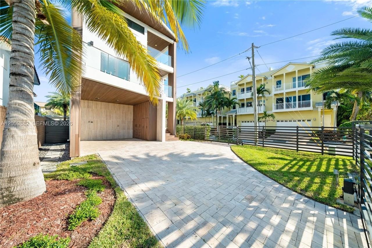 5601 N Ocean Dr #5601 - Photo 3 of 50