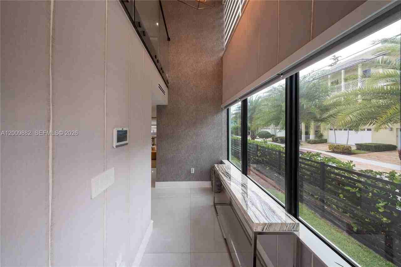5601 N Ocean Dr #5601 - Photo 4 of 50