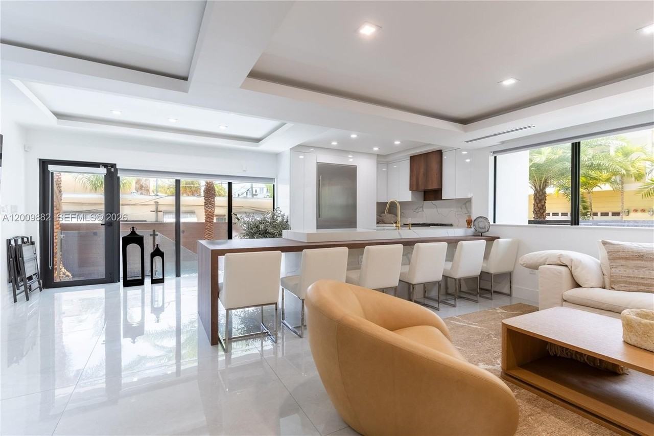 5601 N Ocean Dr #5601 - Photo 6 of 50