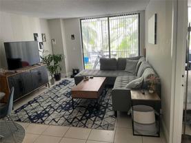 2935 Ne 163rd St #3R - Photo 1 of 1