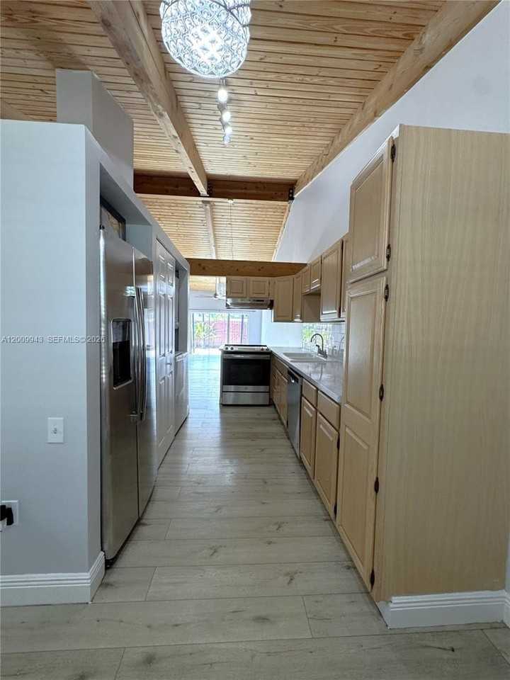13640 Sw 102nd Ln #13640 - Photo 6 of 22