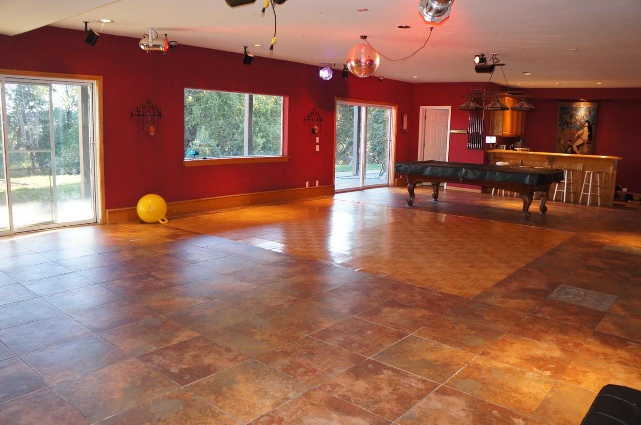 245 Heacox Rd - Photo 3 of 53