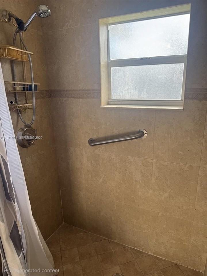 18610 Nw 47th Ct #18610 - Photo 7 of 8