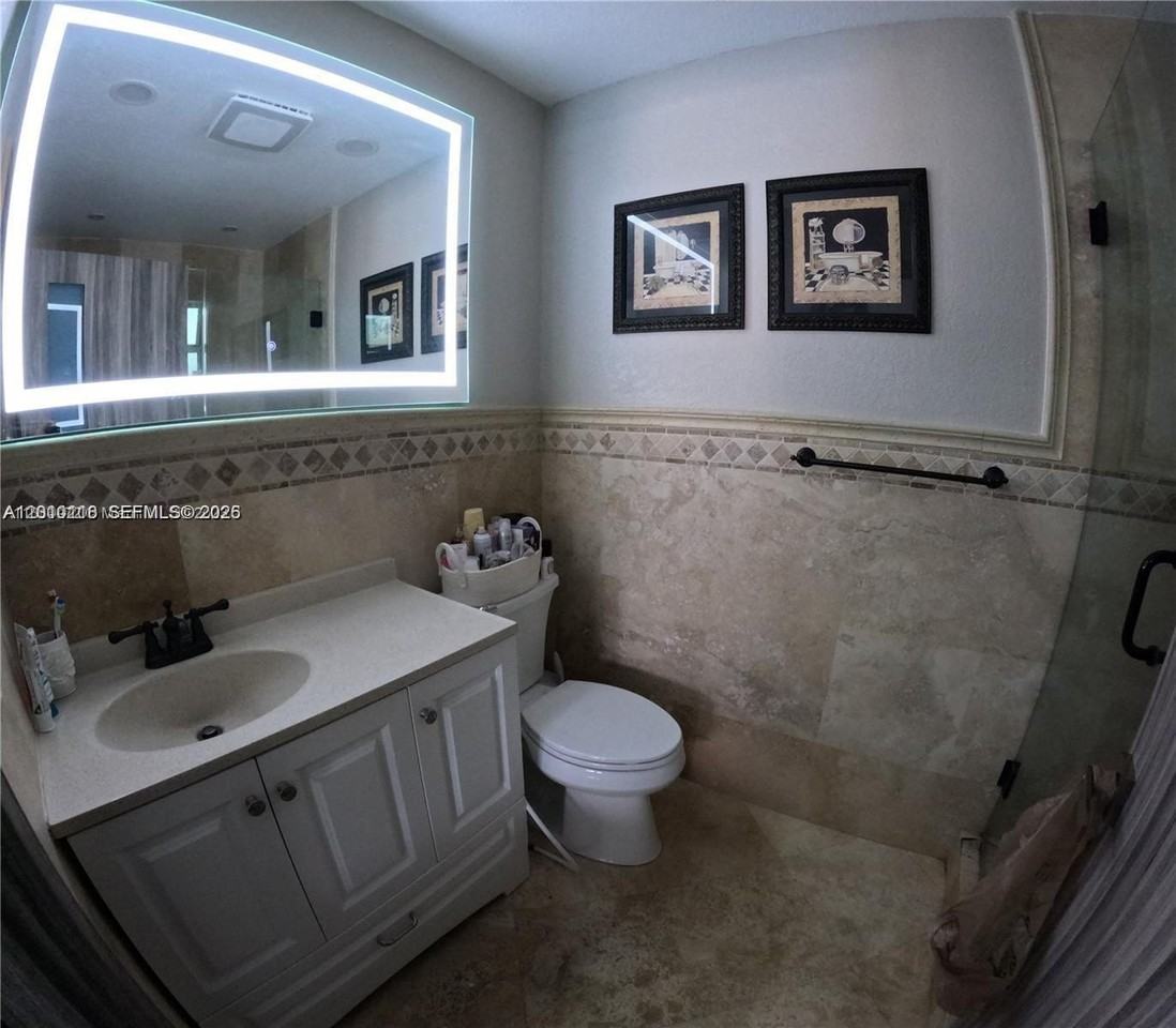 11232 Sw 159th Pl #0 - Photo 7 of 19