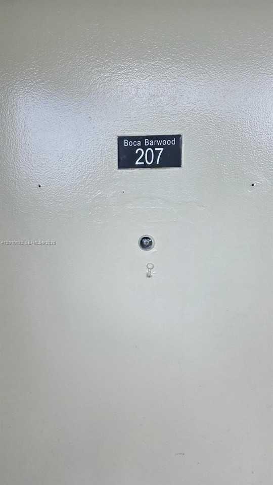 23305 Barwood Ln N #207 - Photo 7 of 27