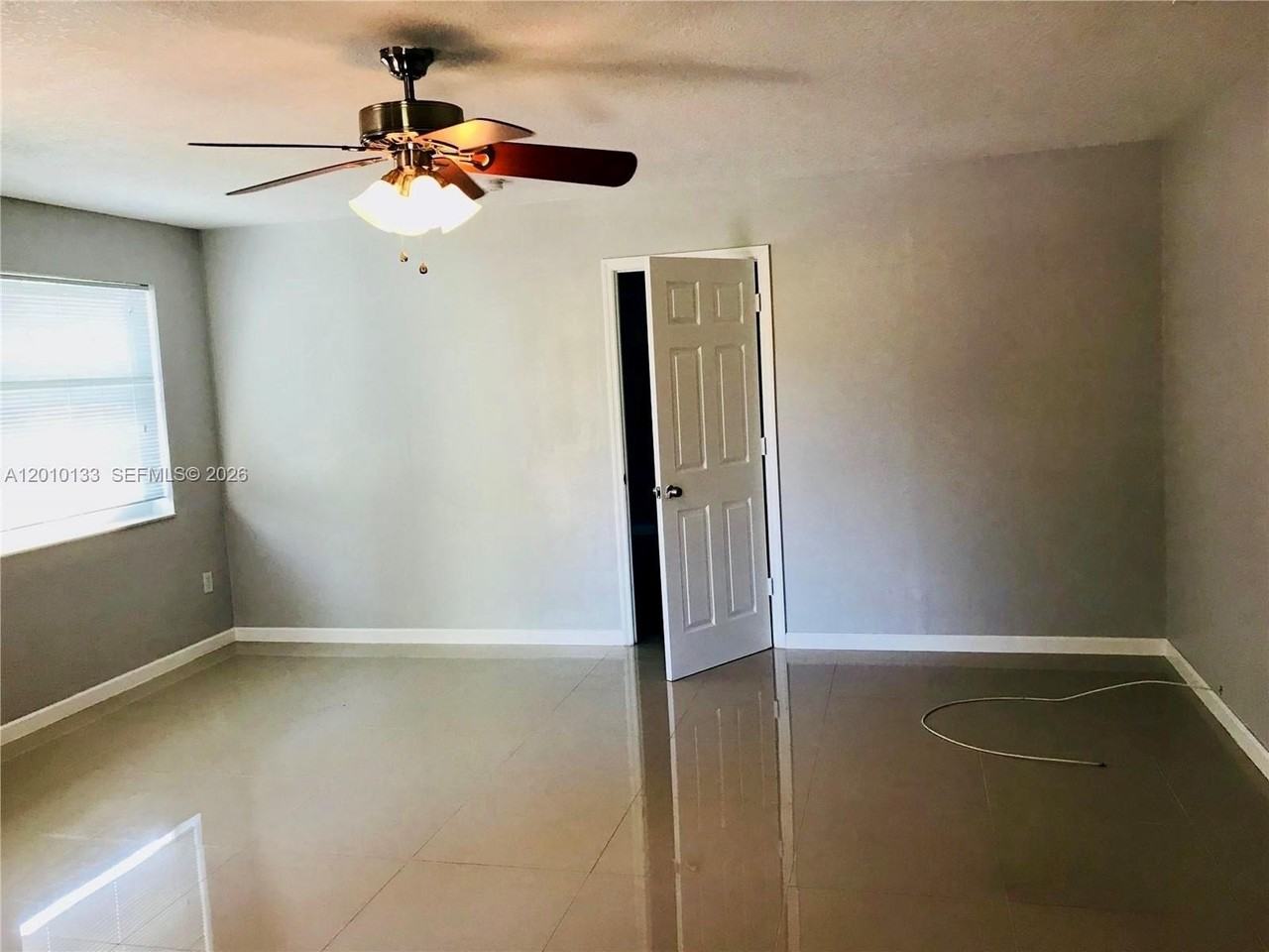944 Nw 51st St #1 - Photo 6 of 12