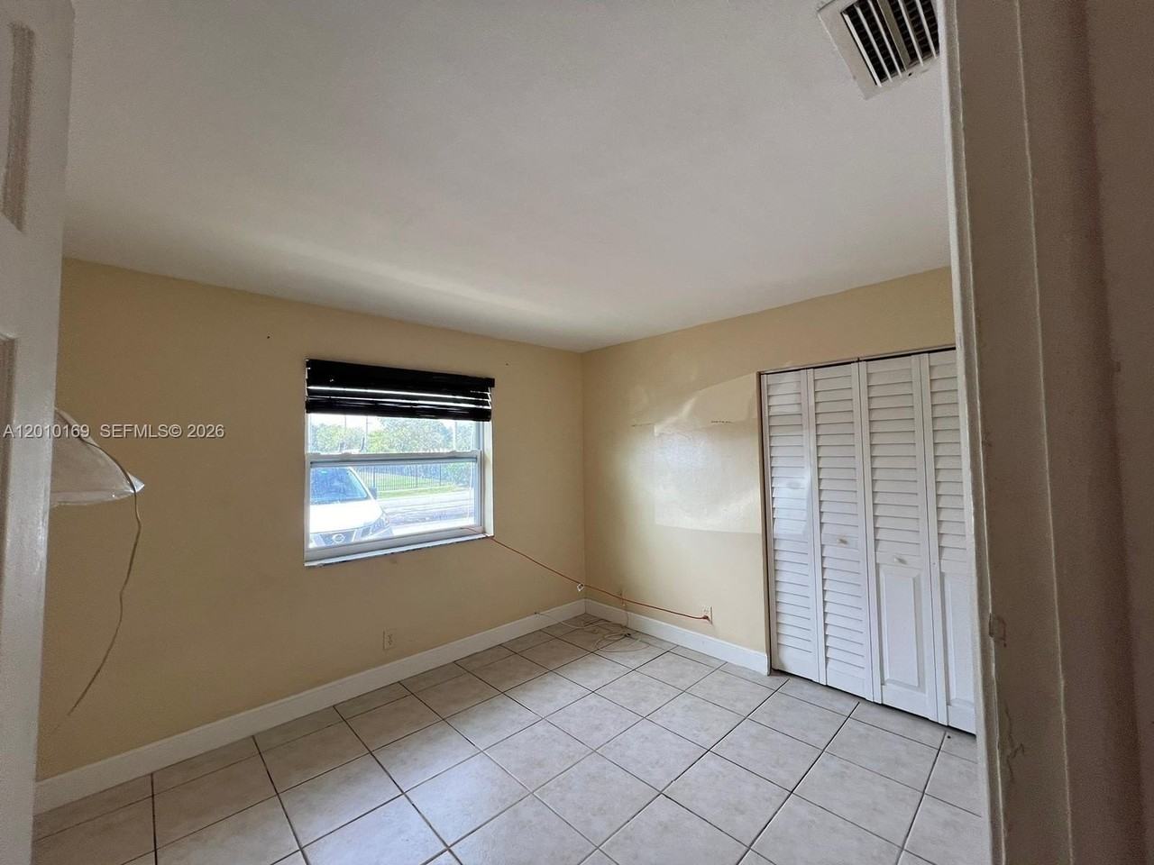 5411 Nw 22nd St #5411 - Photo 6 of 14