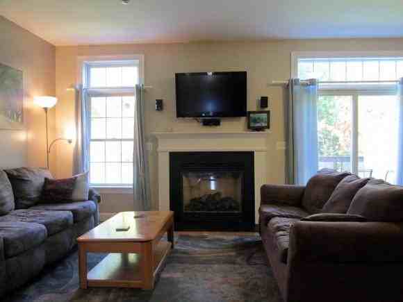 624 Main St - Photo 3 of 21