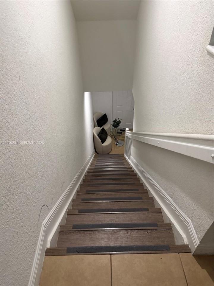 11942 Sw 26th Ct - Photo 2 of 5