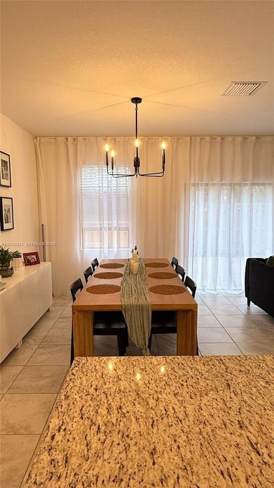 20761 Ne 2nd Ct - Photo 6 of 48