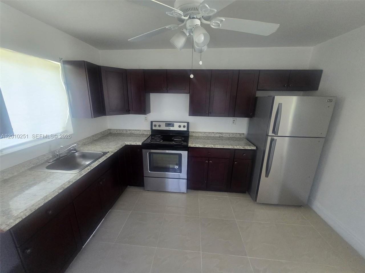 1149 Nw 76th St #1149 - Photo 2 of 8