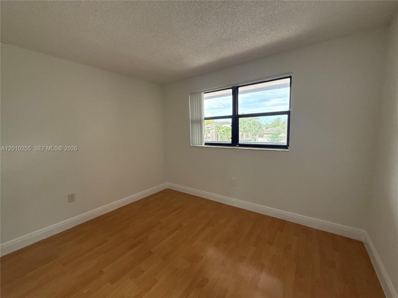 9979 Nob Hill Ln #9979 - Photo 7 of 30