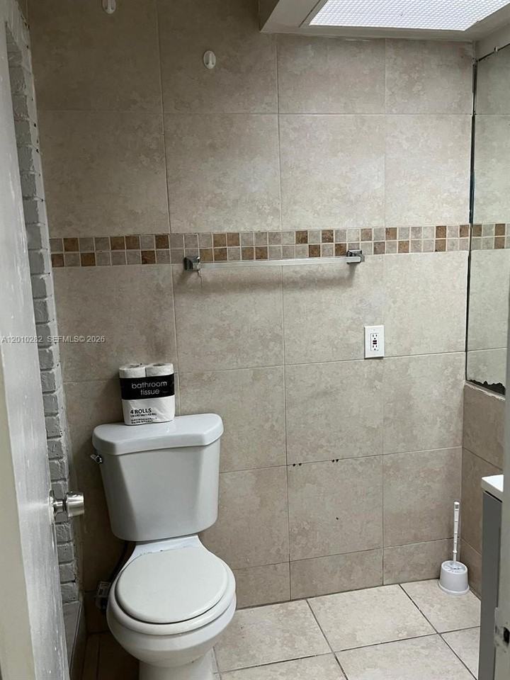 7721 Sw 10th Ct #B - Photo 2 of 10