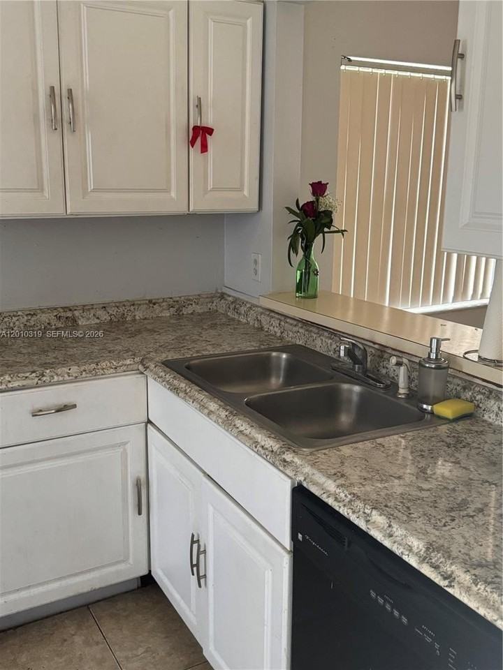 12166 Sandal Creek Way #12166 - Photo 6 of 17