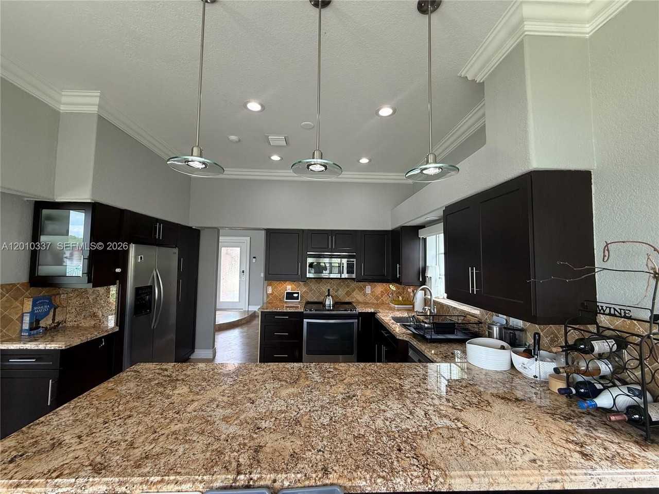 1070 Capistrano - Photo 6 of 50