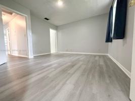 featured image of 10947 Nw 45th St