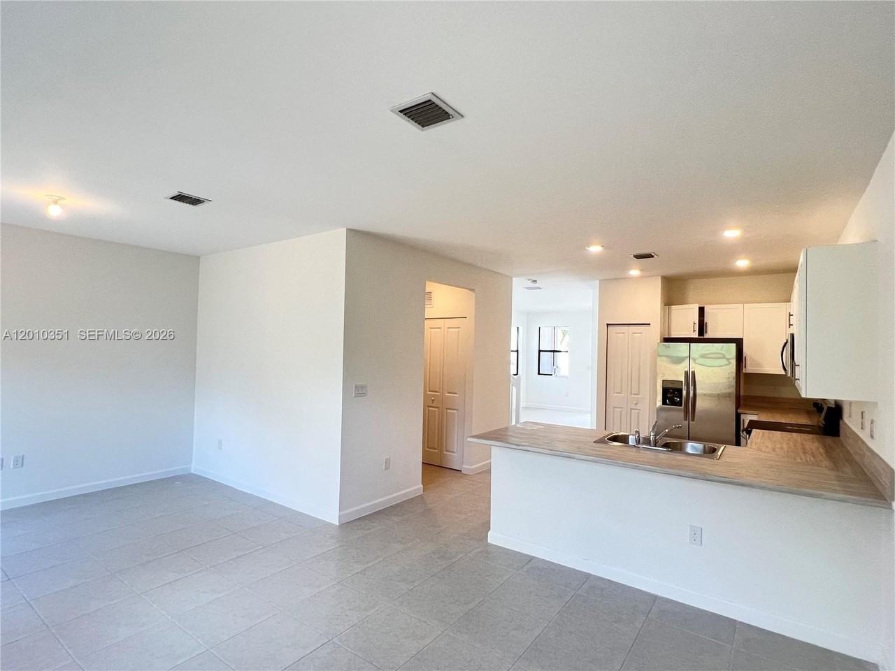 24450 Sw 119th Pl #24450 - Photo 3 of 12
