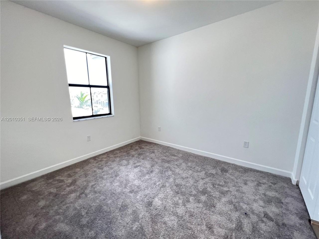 24450 Sw 119th Pl #24450 - Photo 6 of 12
