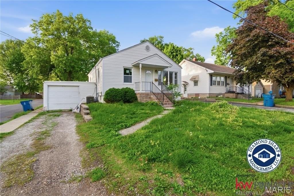 128 Mounds Ave - Photo 2 of 28