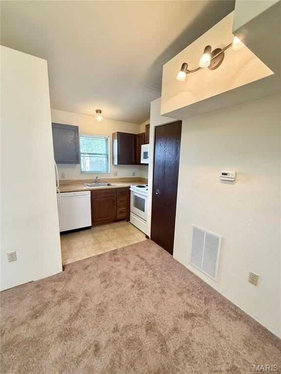 141 Ashley Dr - Photo 4 of 13
