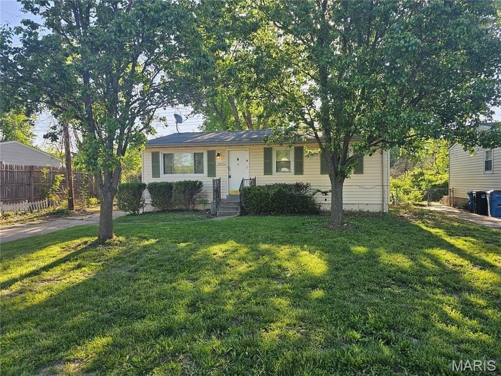 11852 Criterion Ave - Photo 2 of 23