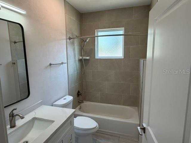 540 Nw 30th Ave - Photo 4 of 8