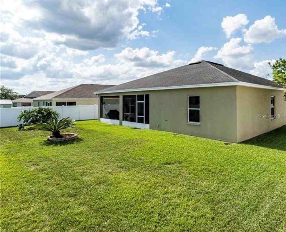 5730 Fischer Dr - Photo 4 of 22