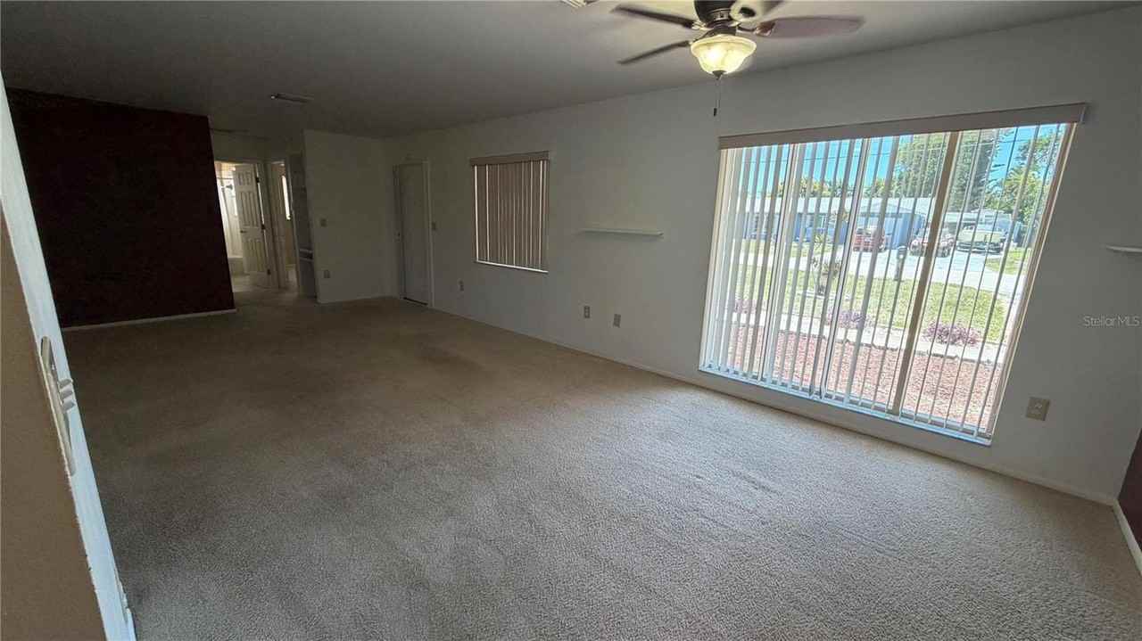339 Pine Tree Rd - Photo 6 of 22