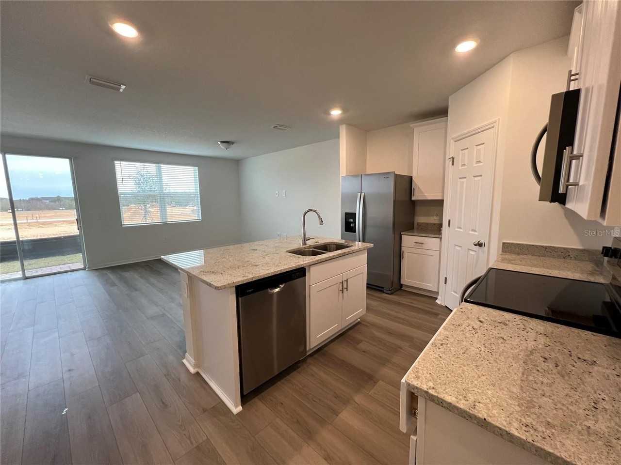16419 Happy Eagle Dr - Photo 2 of 25
