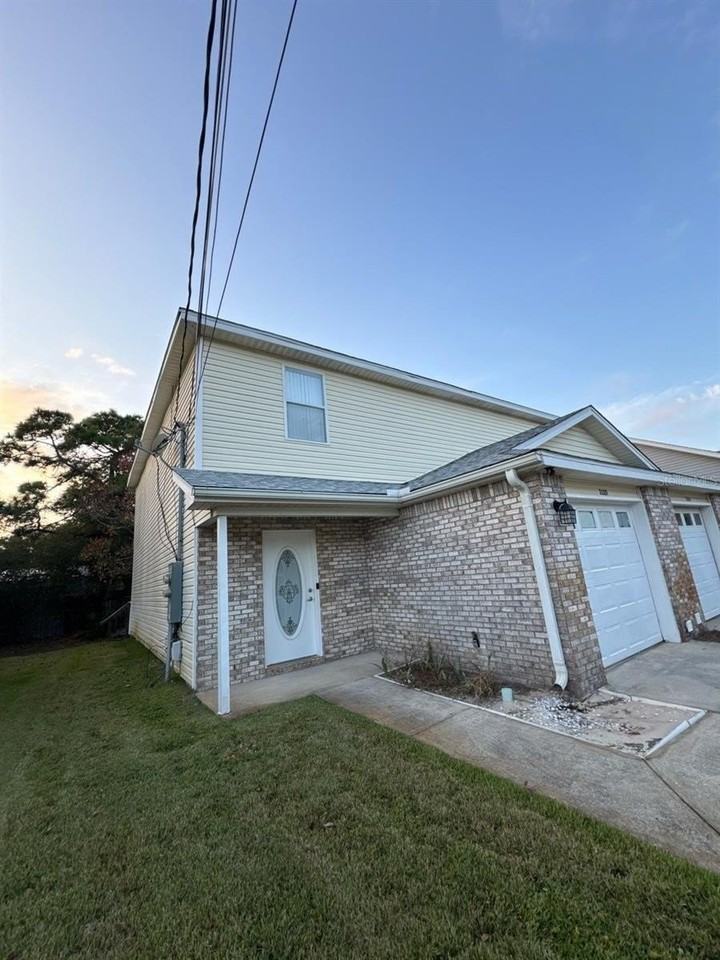2127 Tom St #2127 - Photo 5 of 50