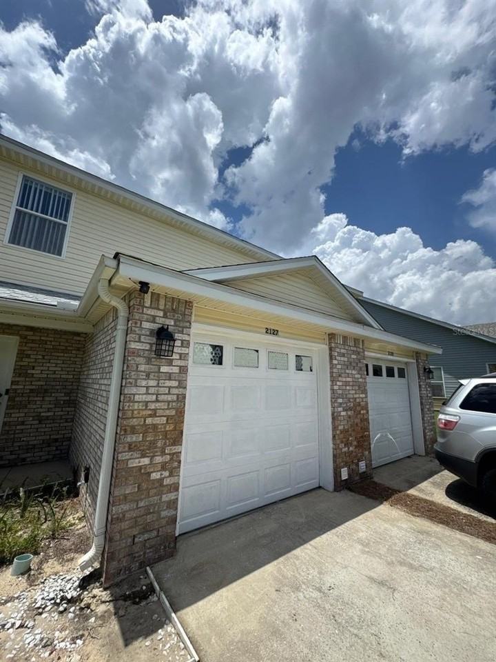 2127 Tom St #2127 - Photo 7 of 50