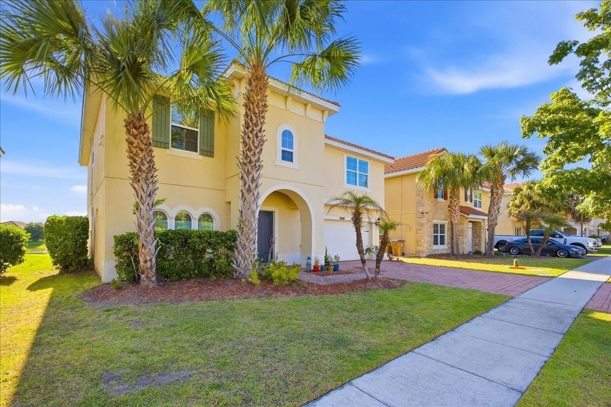 3848 Carrick Bend Dr - Photo 4 of 41