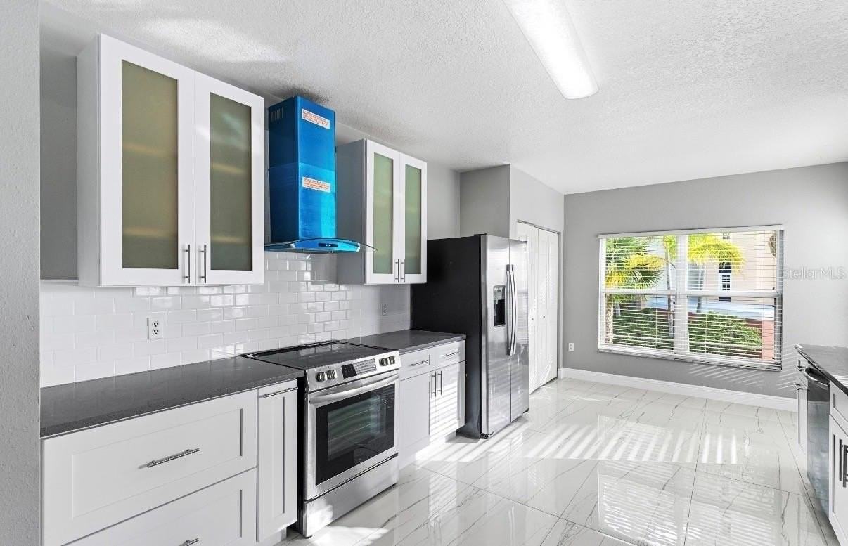 2725 Terra Ceia Bay Blvd #201 - Photo 5 of 18