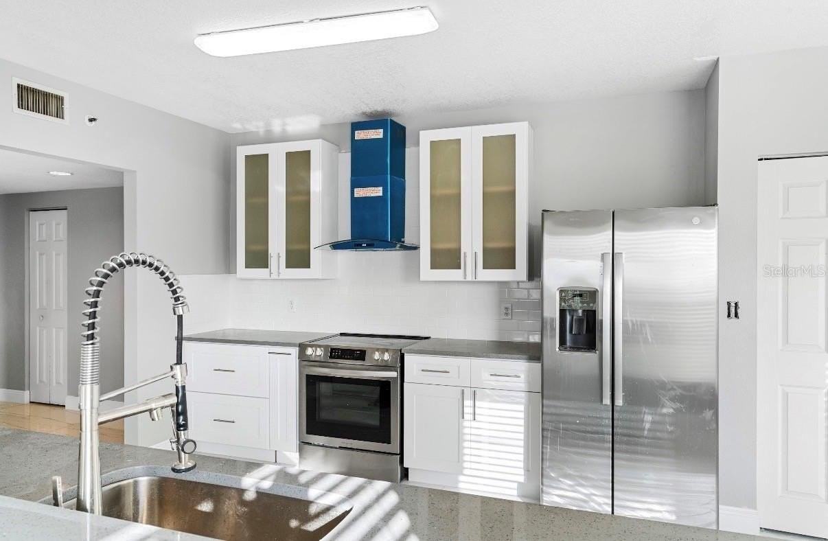 2725 Terra Ceia Bay Blvd #201 - Photo 7 of 18