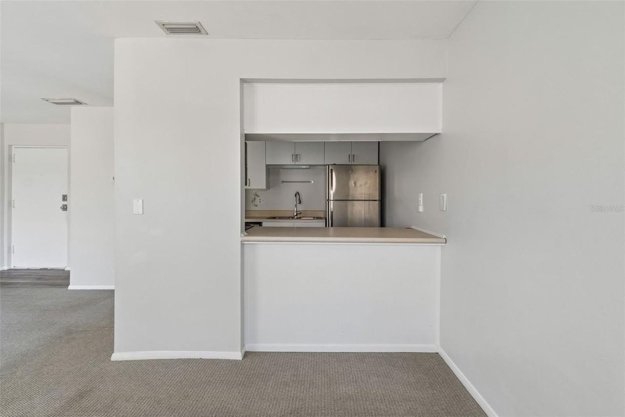 2725 Hidden Lake Blvd #C - Photo 7 of 32