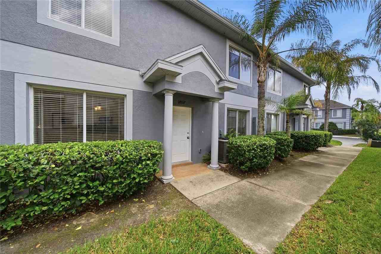 18117 Paradise Point Dr - Photo 2 of 46